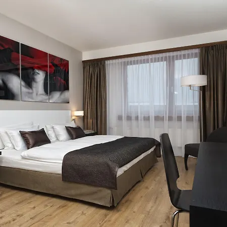 Wyndham Stuttgart Airport Messe Hotel 4*