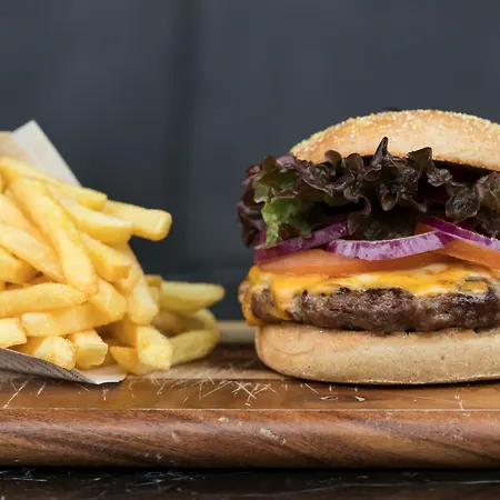 Wyndham Stuttgart Airport Messe Hotel 4*