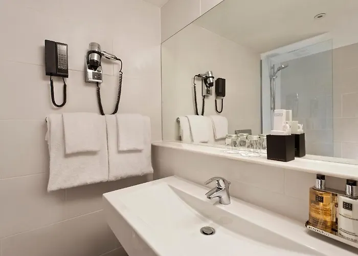 Wyndham Stuttgart Airport Messe 4*